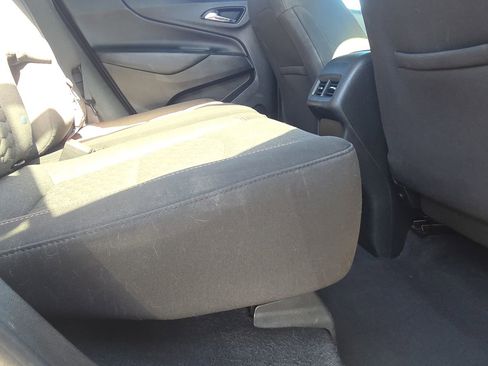 Used 2020 Chevrolet Equinox LT image 17