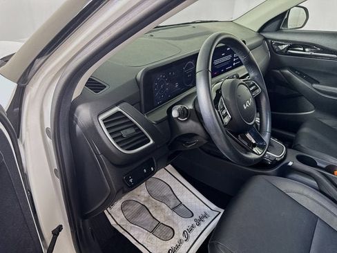 Certified 2024 Kia Seltos EX AWD/4WD image 9