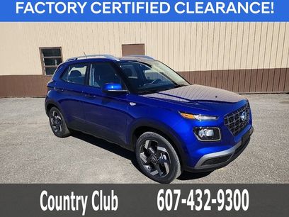 Used 2025 Hyundai Venue SEL