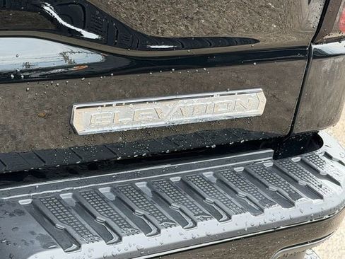 Certified 2024 GMC Sierra 1500 Elevation AWD/4WD image 9