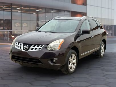 Used 2011 Nissan Rogue SV w/ Premium Pkg