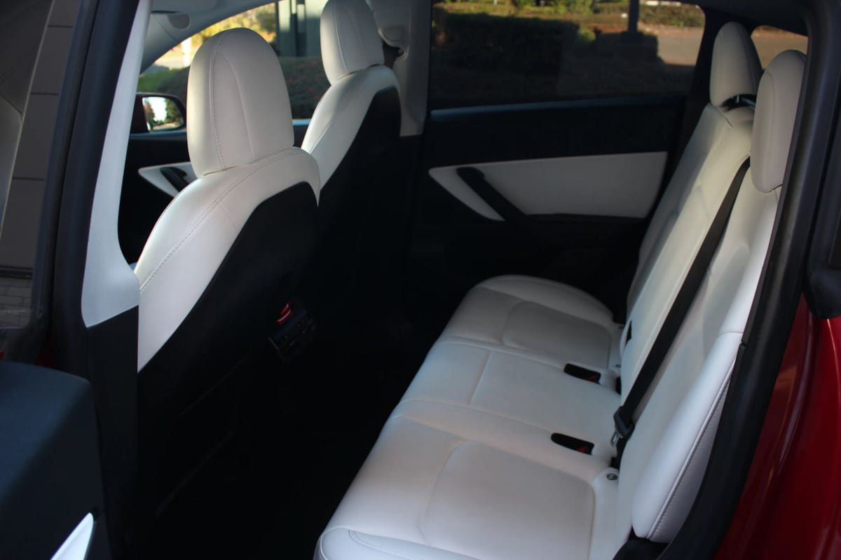 Used 2022 Tesla Model Y Performance AWD/4WD image 22