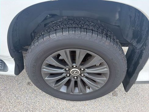 Certified 2023 Lexus GX 460 Premium w/ Accessory Package AWD/4WD image 11