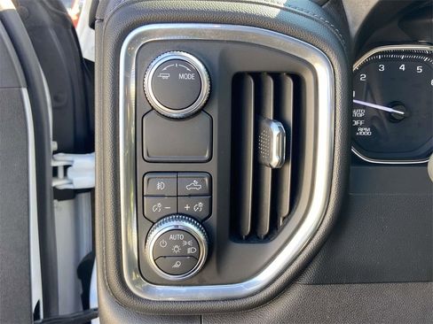 Used 2020 GMC Sierra 1500 SLT w/ SLT Premium Package image 27