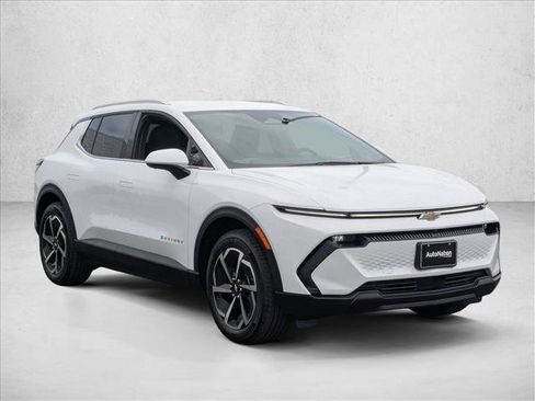 New 2026 Chevrolet Equinox EV LT image 7