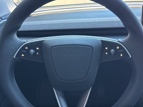 Used 2025 Tesla Model 3 Long Range RWD image 10