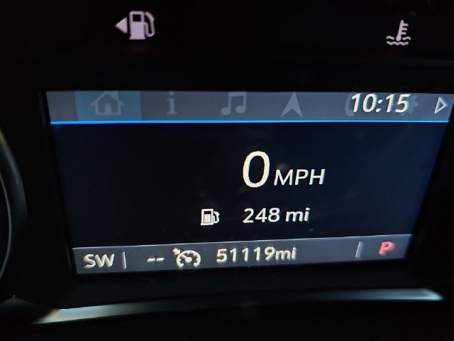 Used 2024 GMC Terrain SLT AWD/4WD image 12