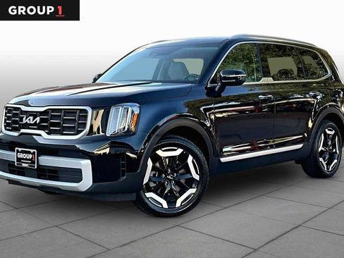 Certified 2025 Kia Telluride S FWD image 1