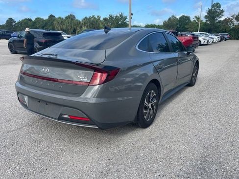 Used 2022 Hyundai Sonata Blue FWD image 2