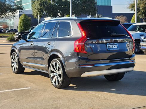 Used 2022 Volvo XC90 T6 Inscription image 5