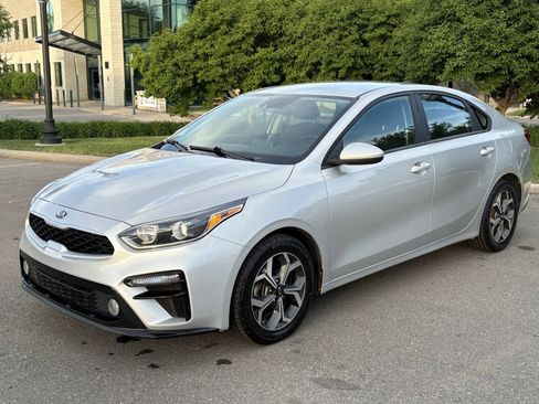 Used 2021 Kia Forte LXS FWD image 20