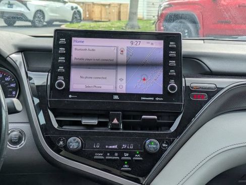 Used 2021 Toyota Camry XSE w/ Navigation Package FWD image 17