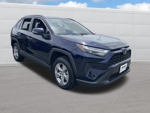 Used 2025 Toyota RAV4 XLE w/ Convenience Package AWD/4WD image 13