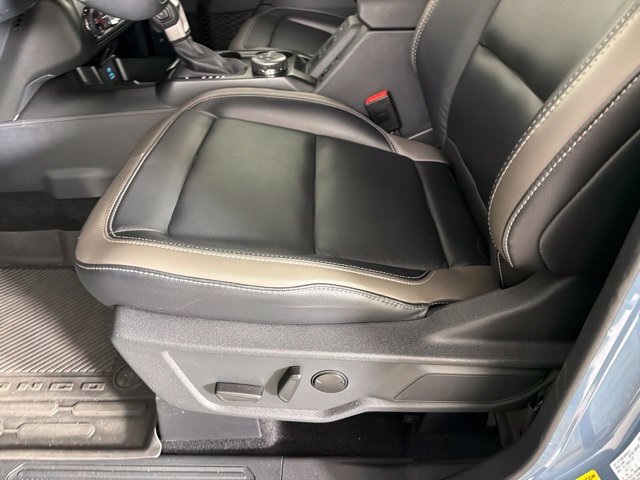 Used 2025 Ford Bronco Outer Banks AWD/4WD image 23