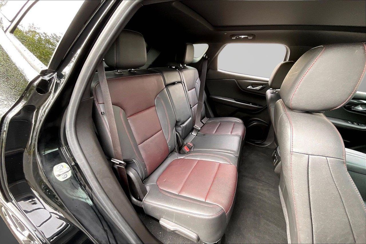 Used 2023 Chevrolet Blazer RS w/ Enhanced Convenience Package FWD image 25