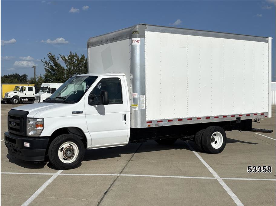 Used 2024 Ford E-350 and Econoline 350 Super Duty w/ Power Windows & Locks Group RWD image 1