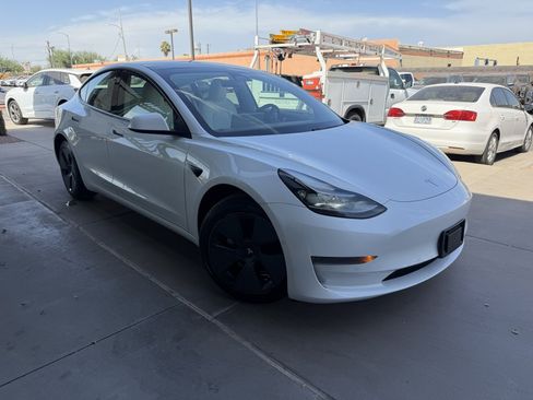 Used 2021 Tesla Model 3 Standard Range Plus RWD image 6