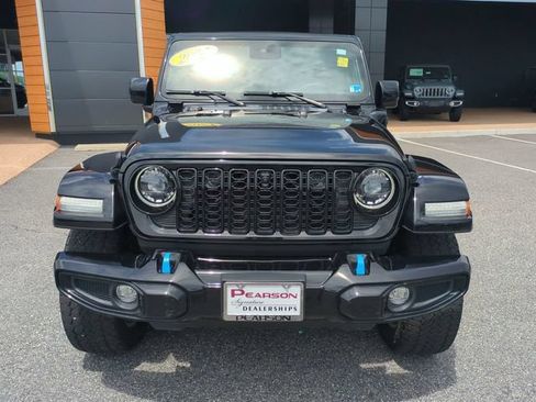 Used 2024 Jeep Wrangler High Altitude AWD/4WD image 9