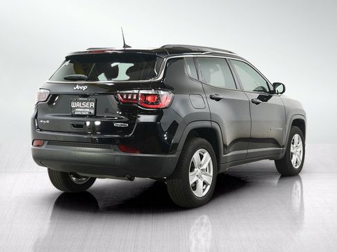 Used 2022 Jeep Compass Latitude w/ Convenience Group AWD/4WD image 5
