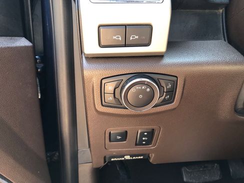 Used 2019 Ford F250 King Ranch w/ King Ranch Ultimate Package image 29