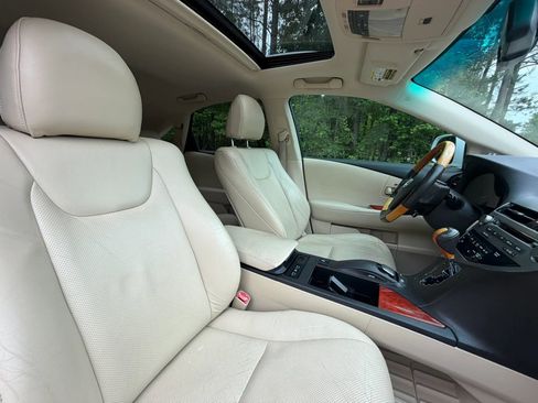 Used 2010 Lexus RX 350 2WD image 25