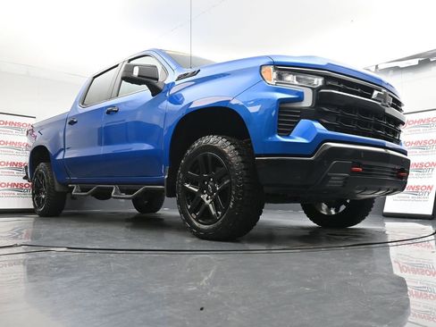 Used 2024 Chevrolet Silverado 1500 LT Trail Boss w/ LT Trail Boss Premium Package image 34