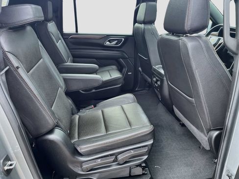 Used 2024 Chevrolet Suburban High Country w/ Max Trailering Package AWD/4WD image 29