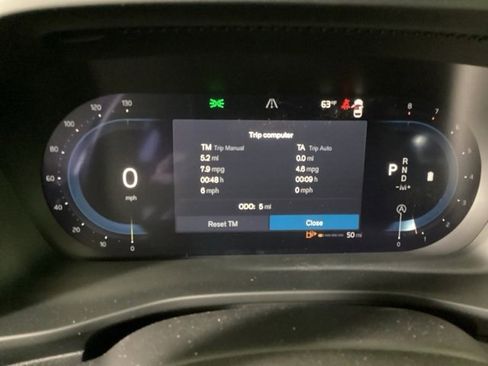 New 2025 Volvo XC40 B5 Ultra w/ Climate Package image 31