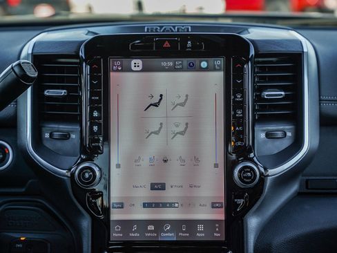 Used 2025 RAM 2500 Laramie image 15