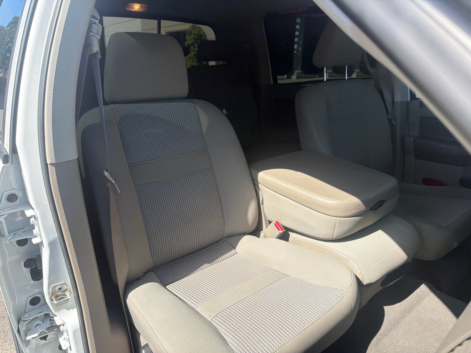 Used 2009 Dodge Ram 2500 Truck SLT w/ Popular Equipment Group AWD/4WD image 24