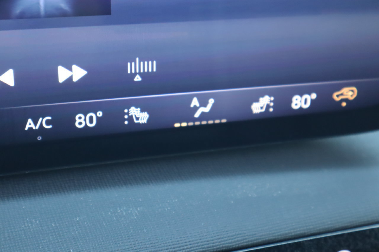 Used 2026 Buick Enclave Preferred FWD image 9