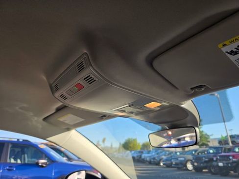 Used 2025 Volkswagen Taos S image 11