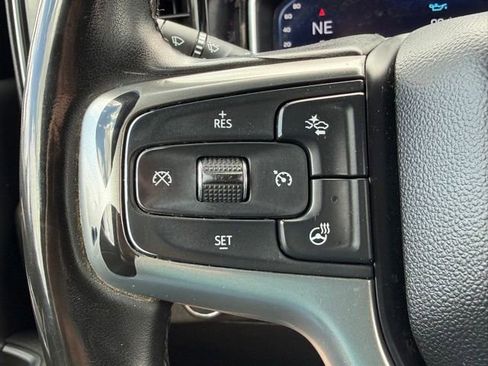 Used 2025 Chevrolet Silverado 2500 LT AWD/4WD image 19