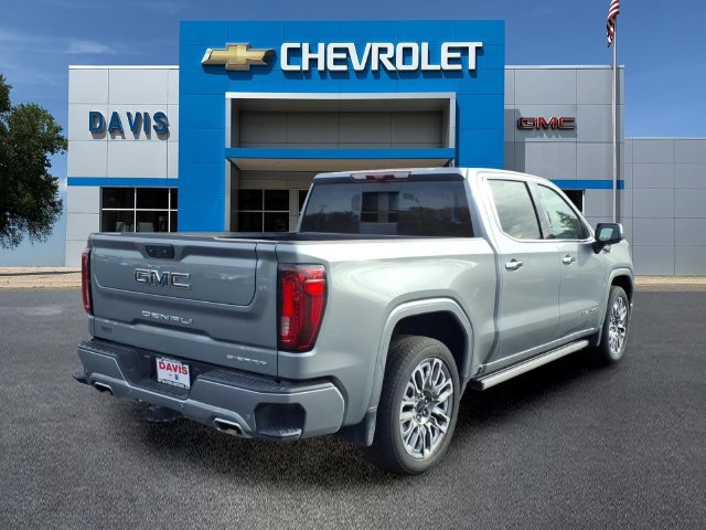 Used 2026 GMC Sierra 1500 Denali Ultimate AWD/4WD image 3