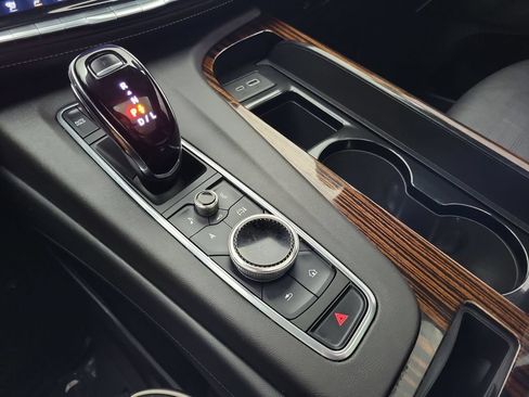 Certified 2023 Cadillac Escalade Premium Luxury AWD/4WD image 21