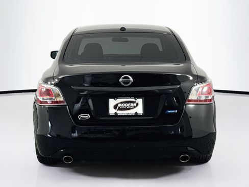 Used 2014 Nissan Altima 2.5 SV FWD image 10