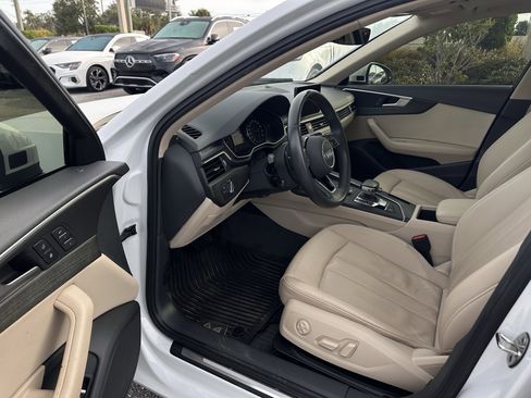 Used 2019 Audi A4 2.0T Premium w/ Convenience Package image 10