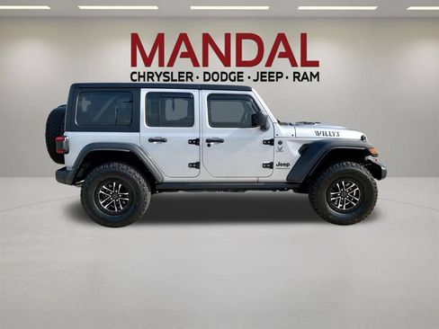 Used 2024 Jeep Wrangler Unlimited Sport AWD/4WD image 5