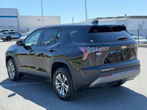 New 2026 Chevrolet Equinox LT w/ Convenience Package II AWD/4WD image 11