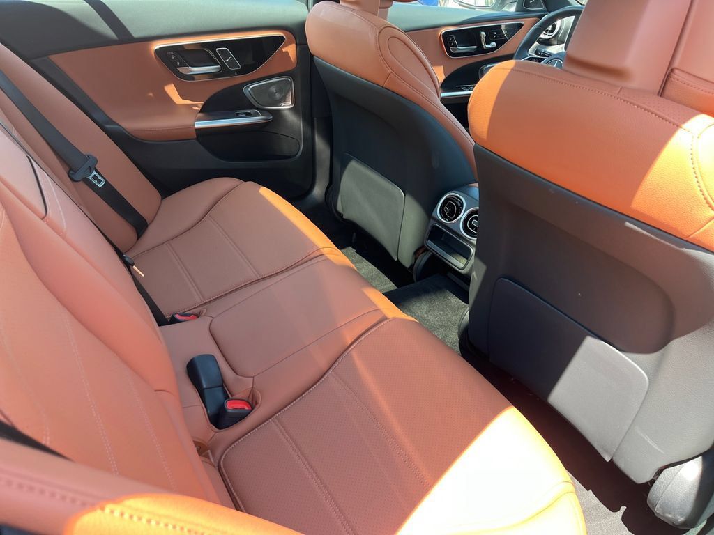 Certified 2026 Mercedes-Benz C 300 4MATIC Sedan image 18