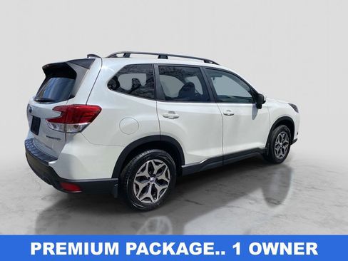 Certified 2024 Subaru Forester Premium AWD/4WD image 8