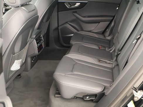 New 2026 Audi Q8 Premium Plus image 28