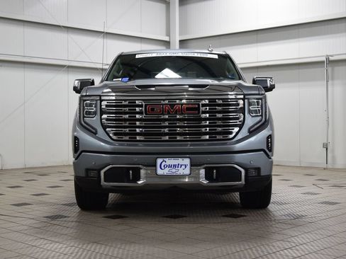 Used 2025 GMC Sierra 1500 Denali w/ Denali Reserve Package AWD/4WD image 2