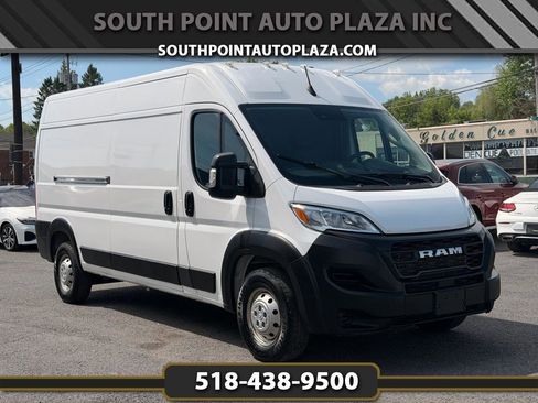Used 2023 RAM ProMaster 2500 FWD image 1