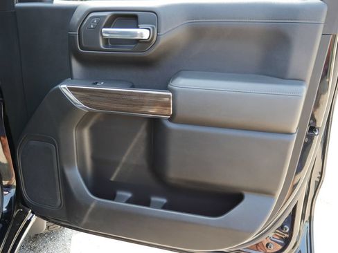 Used 2021 Chevrolet Silverado 1500 LT Trail Boss AWD/4WD image 14