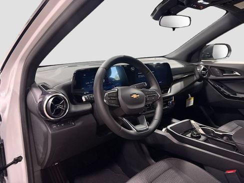 New 2027 Chevrolet Equinox LT FWD image 12