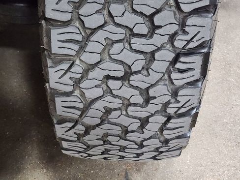 Used 2020 Chevrolet Silverado 1500 LT Trail Boss image 32