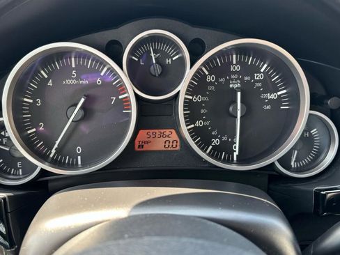 Used 2008 MAZDA MX-5 Miata Touring w/ Suspension Pkg image 31