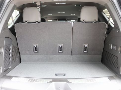 New 2025 GMC Yukon Denali image 17