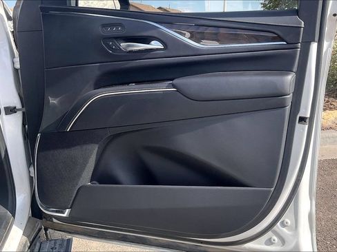 Used 2024 Cadillac Escalade Sport Platinum w/ LPO, ONYX Package AWD/4WD image 24